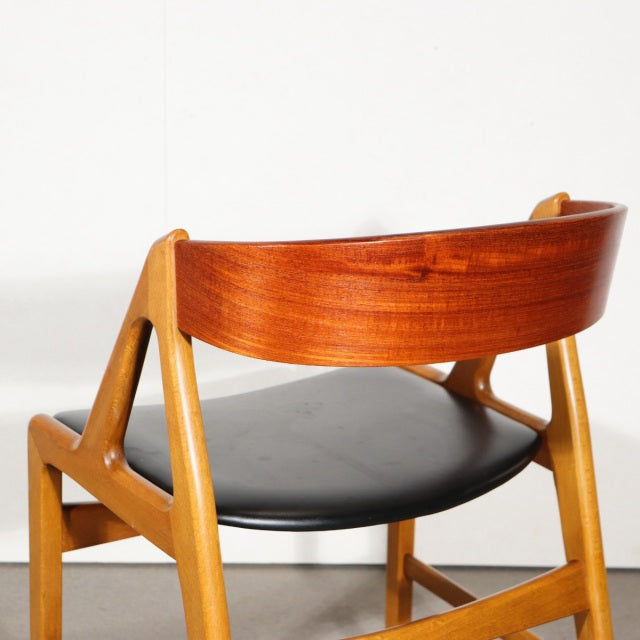 ダイニングチェア by Henning Kjaernulf model72　ItemCode-SKOV128b