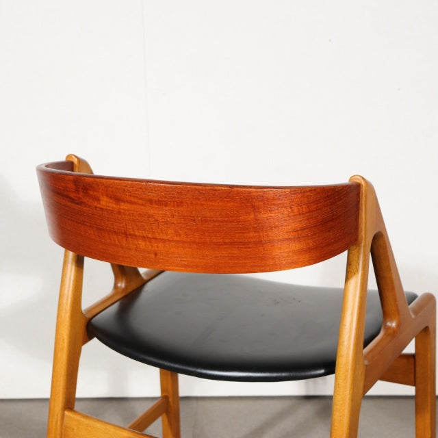 ダイニングチェア by Henning Kjaernulf model72　ItemCode-SKOV128b