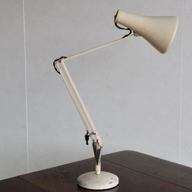 LUXO。　ANGLEPOISE(アングルポイズ)のヴィンテージランプ ItemCode-01100 | 送料込