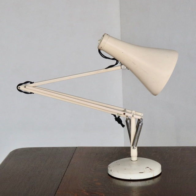 LUXO。　ANGLEPOISE(アングルポイズ)のヴィンテージランプ ItemCode-01100 | 送料込