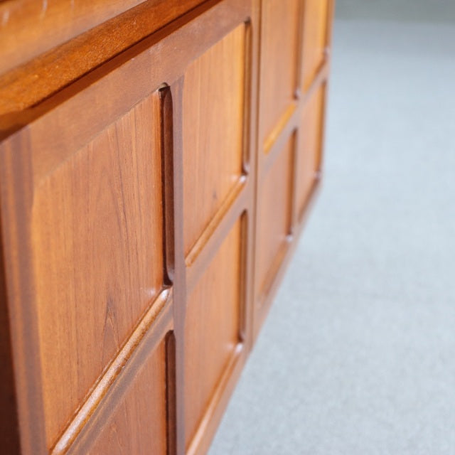 ２サマ専用！  NATHAN SQUARES TV STAND     　商品番号29031