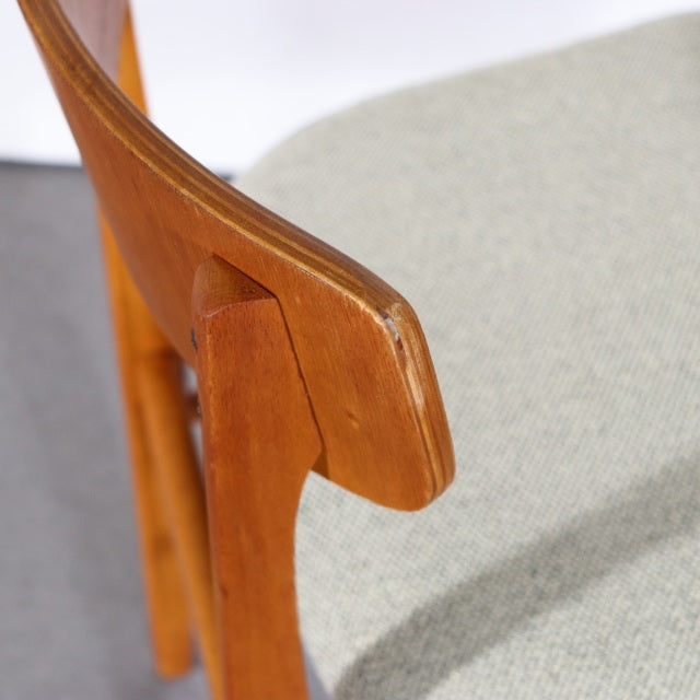 お持ち帰り専用！　【送料込み】　2脚目以降割引あり　【経年劣化？はぁ？失礼ね、経年美化って言ってくれる？と語るヴィンテージダイニングチェア】　チーク材　座面張替え済み　商品番号29088b