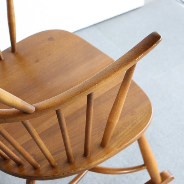 アーコールERCOL　 SWAN BACK ロッキングチェア　商品番号26149