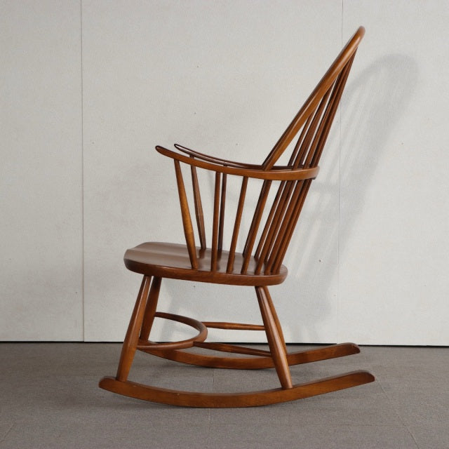 アーコールERCOL　 SWAN BACK ロッキングチェア　商品番号26149