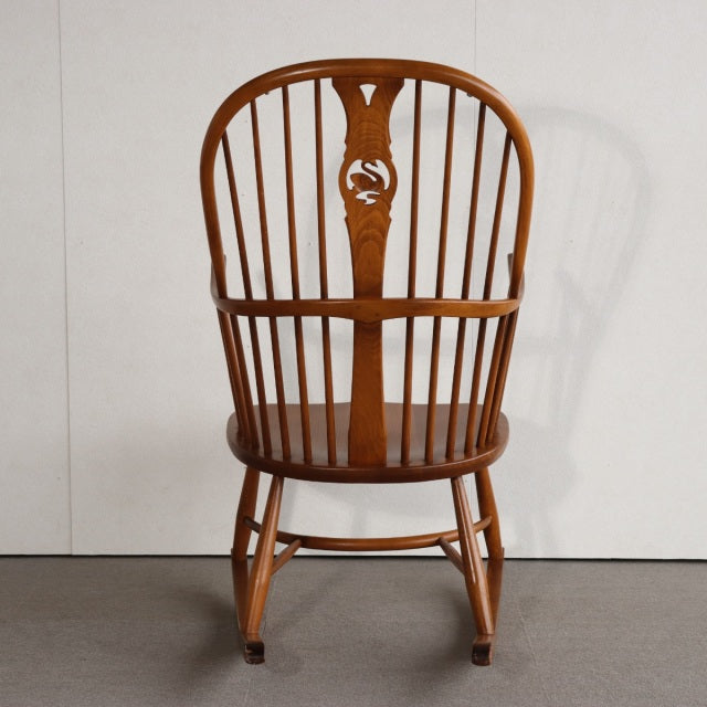 アーコールERCOL　 SWAN BACK ロッキングチェア　商品番号26149