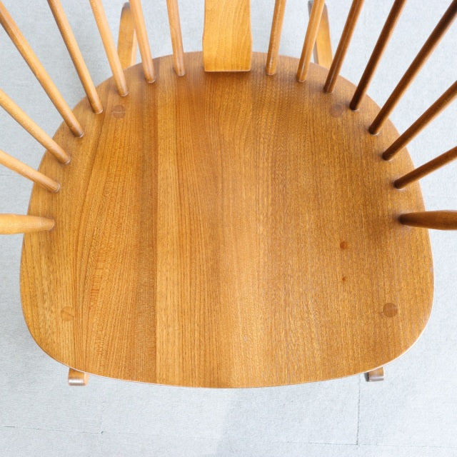 アーコールERCOL　 SWAN BACK ロッキングチェア　商品番号26149