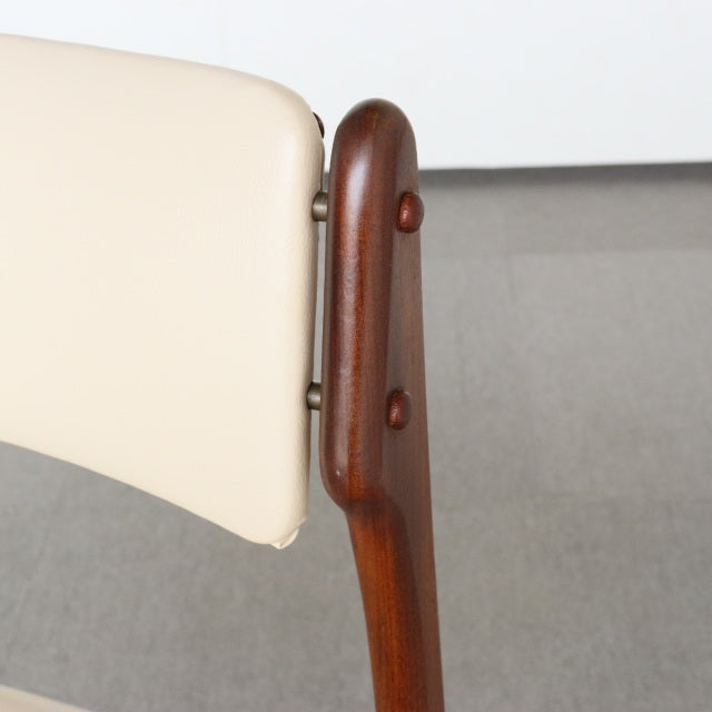 エリック・バッハErik Buch Model 49 ダイニングチェア　背もたれダメージあり　商品番号23127b