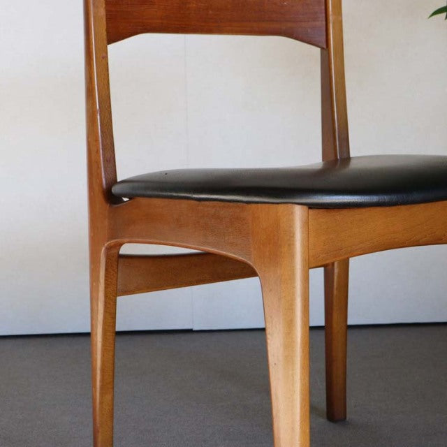 こっちのヴィンテージチェア　ネイサンNATHANのダイニングチェア編　商品番号23121a