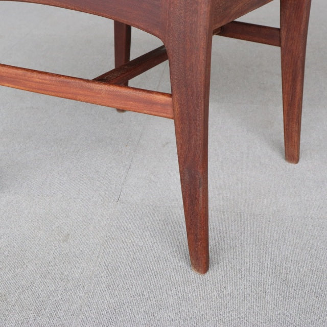 Mid-century British teak dining chair leg with rich wood grain and tapered design from Younger Fonseca series.