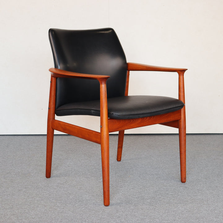 Glostrup Mobelfabrik北欧ヴィンテージ アームチェア | ItemCode-JORD22a | 送料込 |