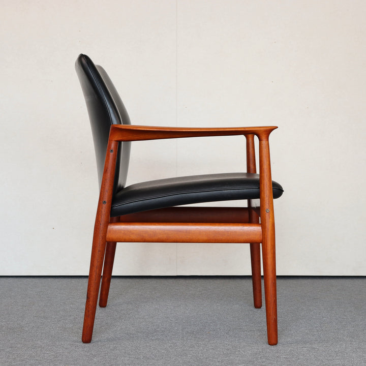 Glostrup Mobelfabrik北欧ヴィンテージ アームチェア | ItemCode-JORD22a | 送料込 |