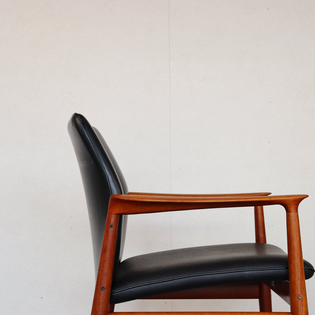Glostrup Mobelfabrik北欧ヴィンテージ アームチェア | ItemCode-JORD22a | 送料込 |