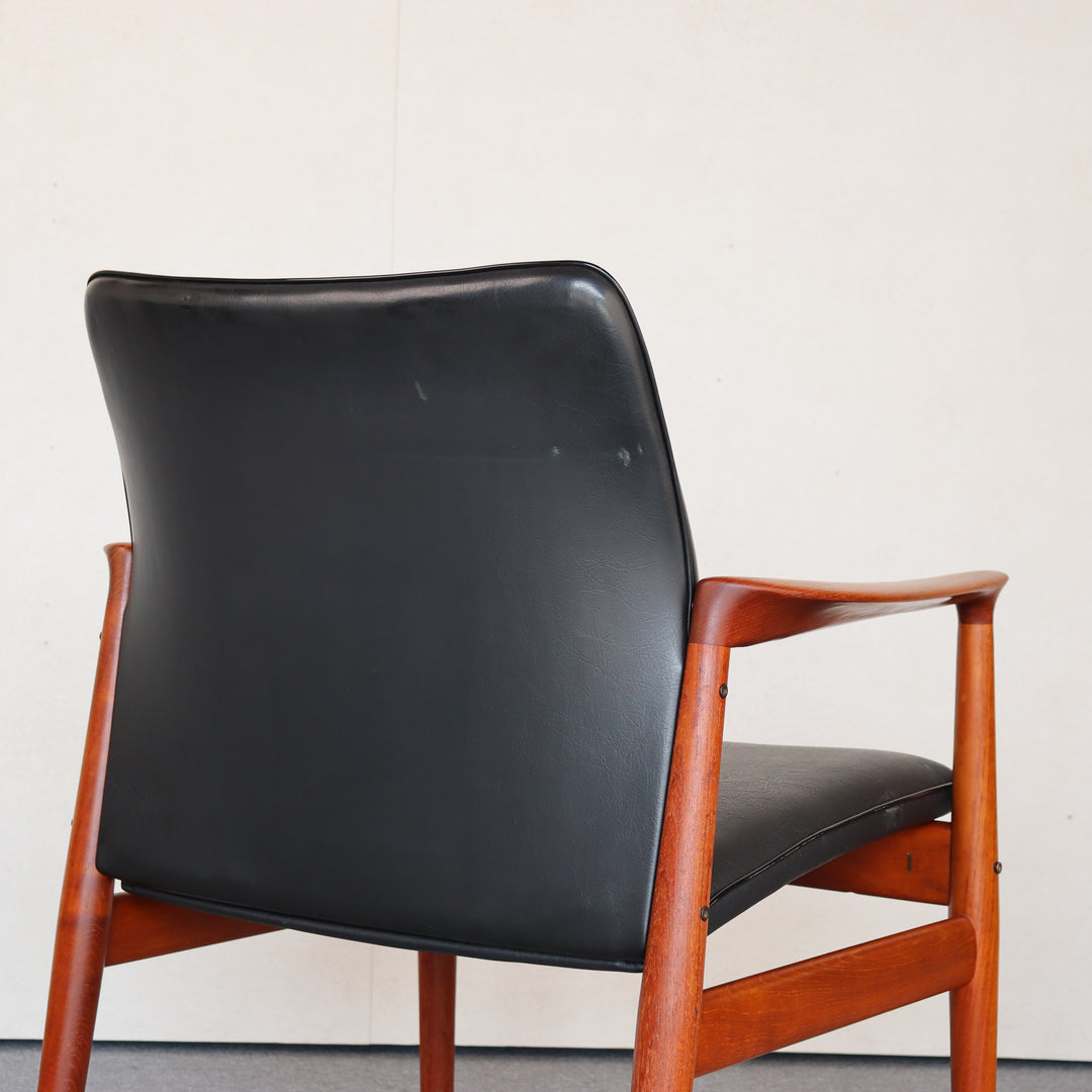 Glostrup Mobelfabrik北欧ヴィンテージ アームチェア | ItemCode-JORD22a | 送料込 |