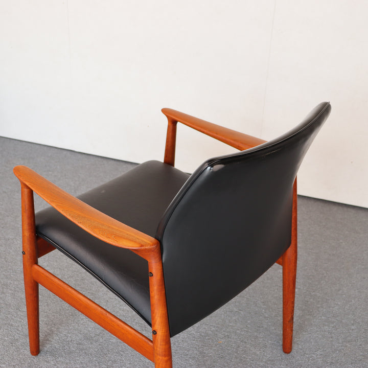 Glostrup Mobelfabrik北欧ヴィンテージ アームチェア | ItemCode-JORD22a | 送料込 |