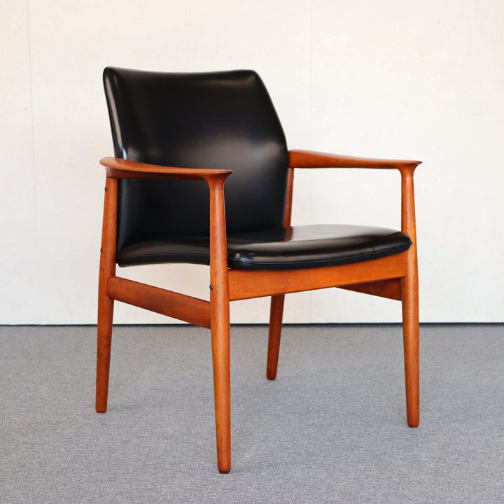 Glostrup Mobelfabrik北欧ヴィンテージ アームチェア | ItemCode-JORD22 | 送料込 |
