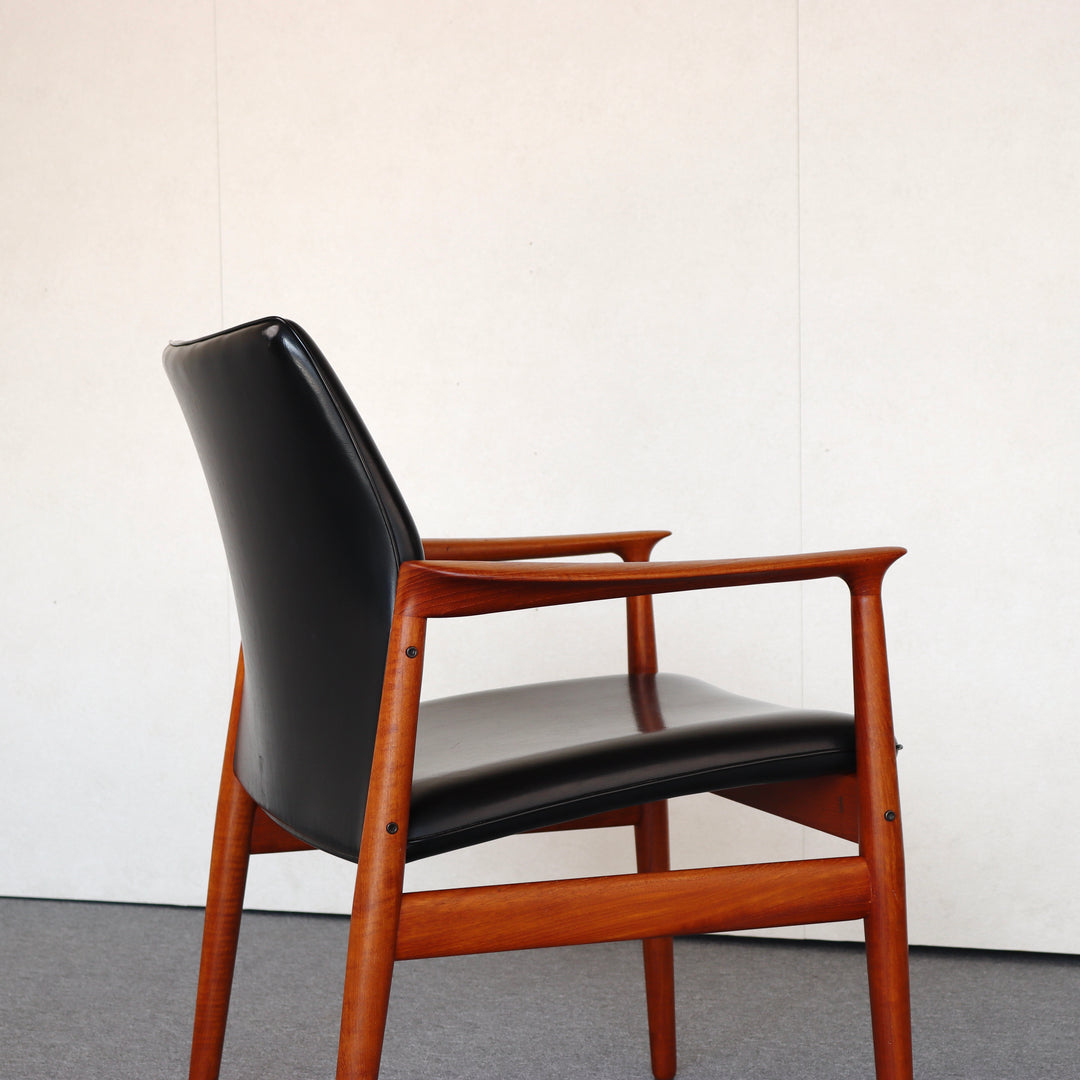 Glostrup Mobelfabrik北欧ヴィンテージ アームチェア | ItemCode-JORD22 | 送料込 |