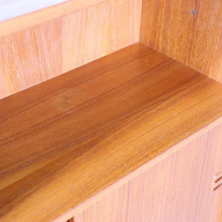 【comingsoon!】 Denmark Cabinet with shelf | ItemCode-VIND43 | 送料込