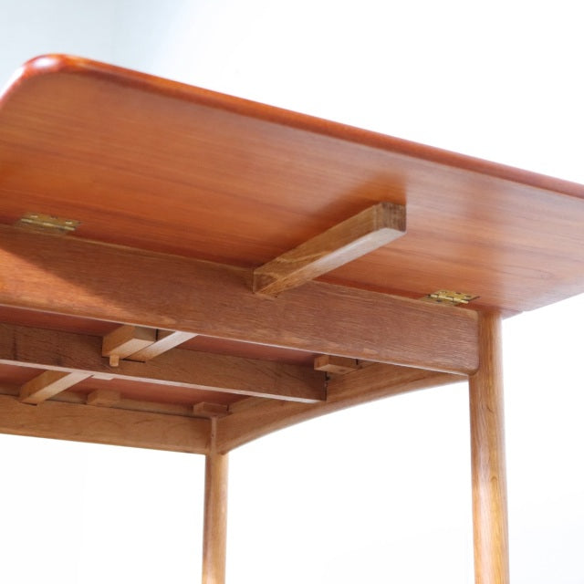 ドロップリーフソファテーブル AT-32 by Hans J. Wegner　ItemCode-SKOV95 | 送料込