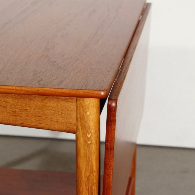 ドロップリーフソファテーブル AT-32 by Hans J. Wegner　ItemCode-SKOV95 | 送料込