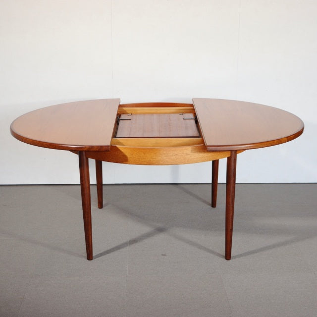 X様専用！　G PLAN CIRCULAR DINING TABLE　再塗装済み　商品番号28111