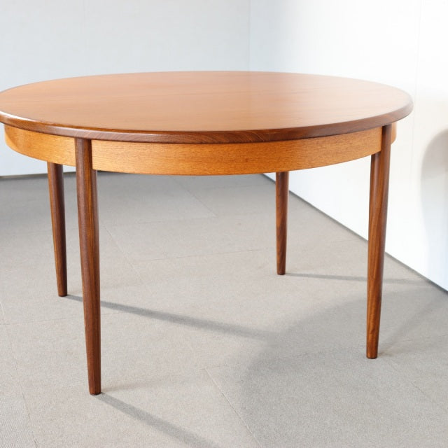 X様専用！　G PLAN CIRCULAR DINING TABLE　再塗装済み　商品番号28111