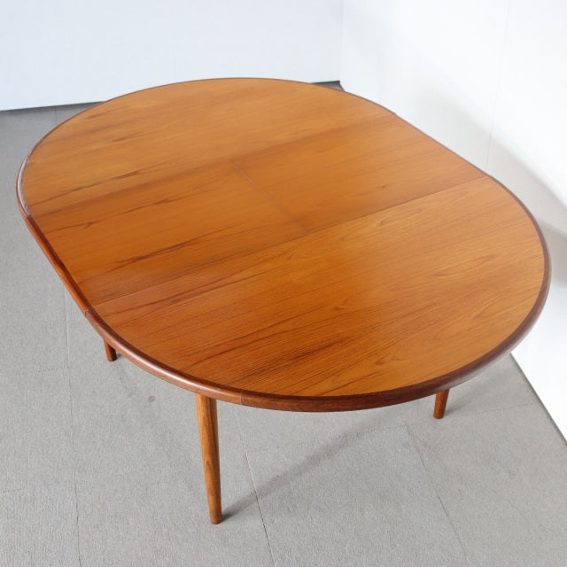 X様専用！　G PLAN CIRCULAR DINING TABLE　再塗装済み　商品番号28111