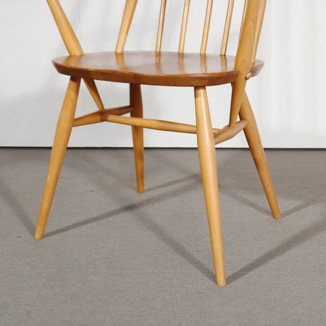 ERCOL(アーコール)ダイニングチェアひじ掛けアリ ItemCode-GLEN23a