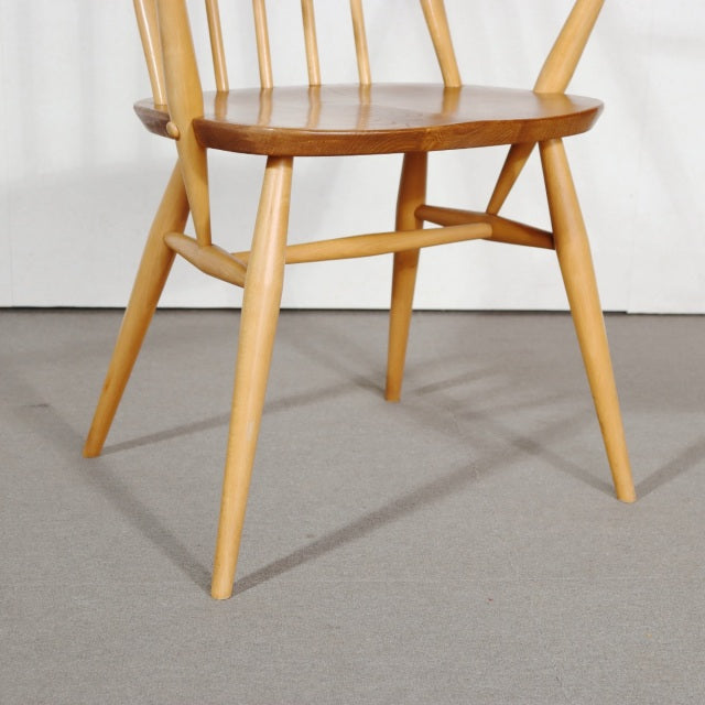 ERCOL(アーコール)ダイニングチェアひじ掛けアリ ItemCode-GLEN23a