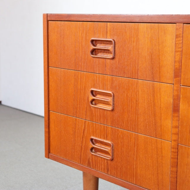 デンマーク製３段チェスト【８】　ItemCode-SKOV35 | 送料込