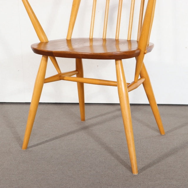 ERCOL(アーコール)ダイニングチェア ひじ掛けアリ ItemCode-29082b