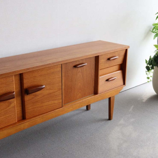 N様引き取り専用　取っ手。。　ジェンティークJENTIQUEのサイドボード　商品番号23122