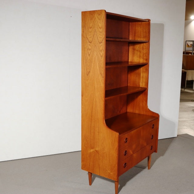 持ち帰り専用！デンマーク製ハイキャビネット　ItemCode-SKOV51 | 送料込