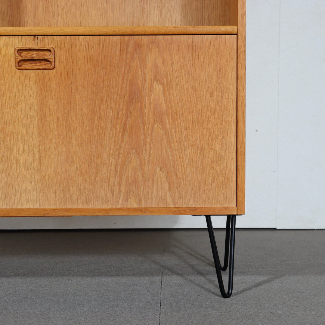 【comingsoon!】　Cabinet with bookcase　ItemCode-SKOV27b