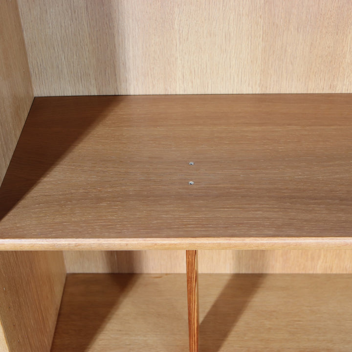 【comingsoon!】　Cabinet with bookcase　ItemCode-SKOV27b