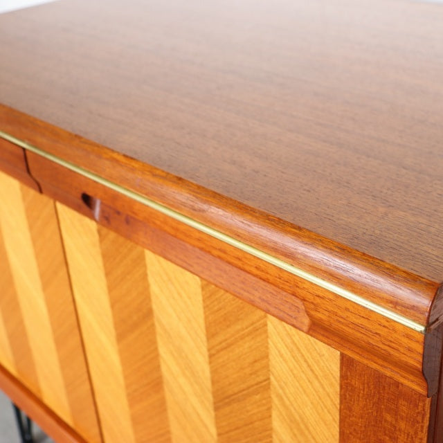 G PLAN HERRINGBONE CABINET     　商品番号29048a