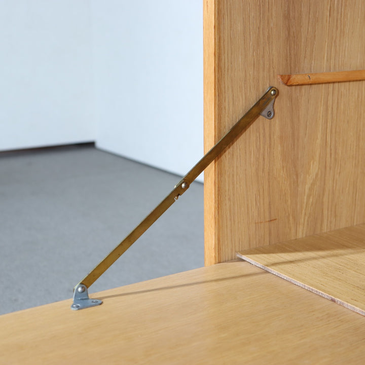 【comingsoon!】　Cabinet with bookcase　ItemCode-SKOV27b