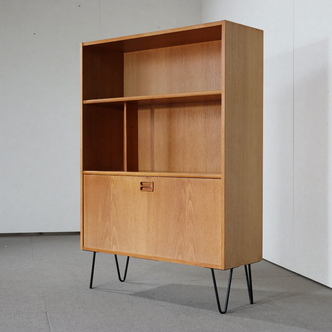 【comingsoon!】　Cabinet with bookcase　ItemCode-SKOV27b
