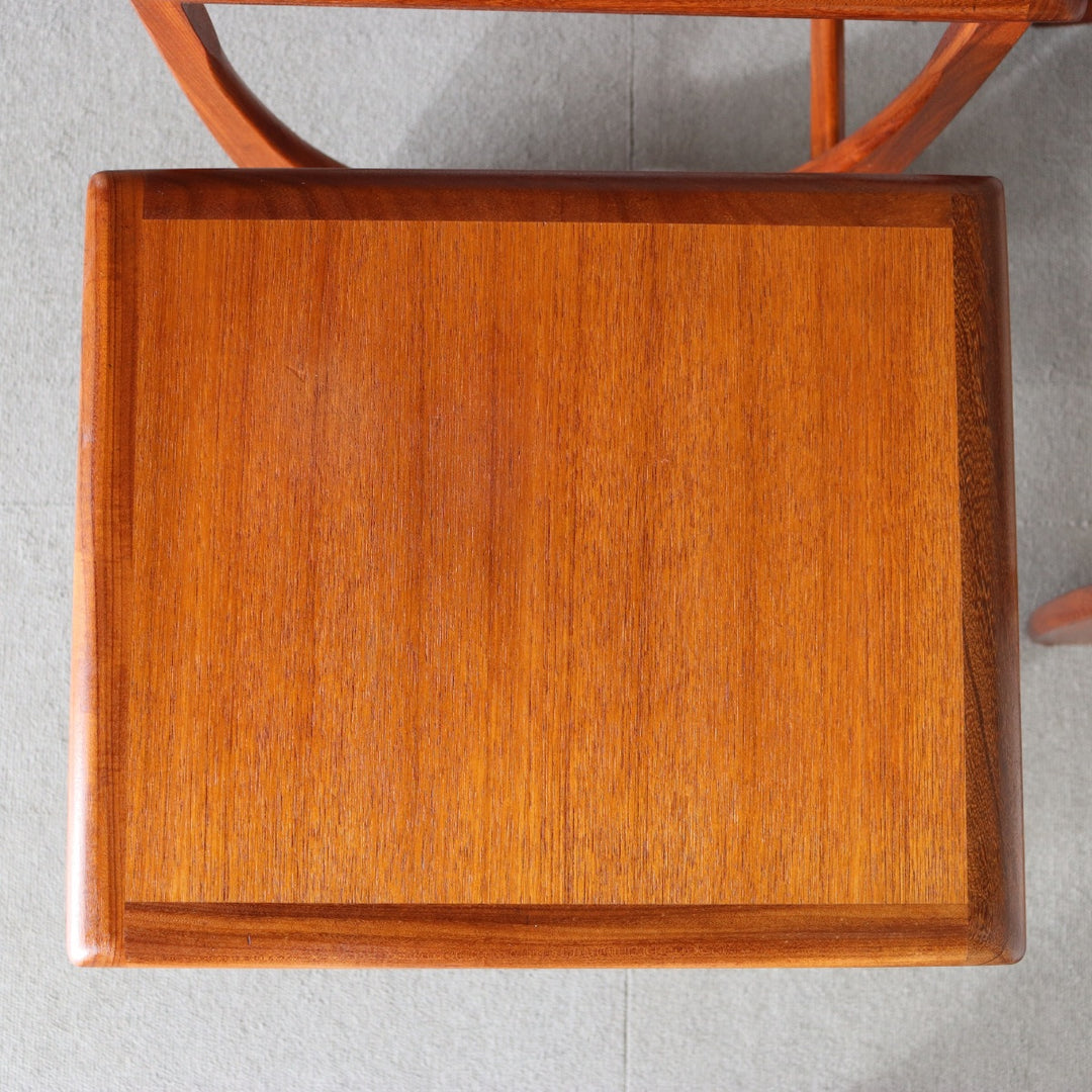 【comingsoon!】　G PLAN TILED TOP NEST 3　ItemCode-WOLD47