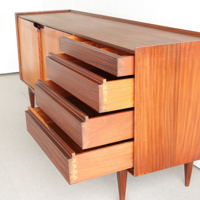 【T様専用】「LONDON生まれLONDON育ちです」ファイン・レディ・ファーニチャーFyne Ladye Furniture　サイドボード　 商品番号【022001】