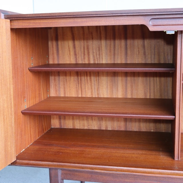 【T様専用】「LONDON生まれLONDON育ちです」ファイン・レディ・ファーニチャーFyne Ladye Furniture　サイドボード　 商品番号【022001】