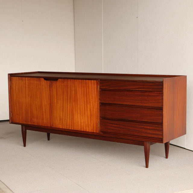 【T様専用】「LONDON生まれLONDON育ちです」ファイン・レディ・ファーニチャーFyne Ladye Furniture　サイドボード　 商品番号【022001】