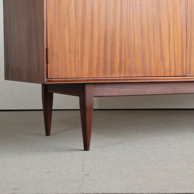 【T様専用】「LONDON生まれLONDON育ちです」ファイン・レディ・ファーニチャーFyne Ladye Furniture　サイドボード　 商品番号【022001】