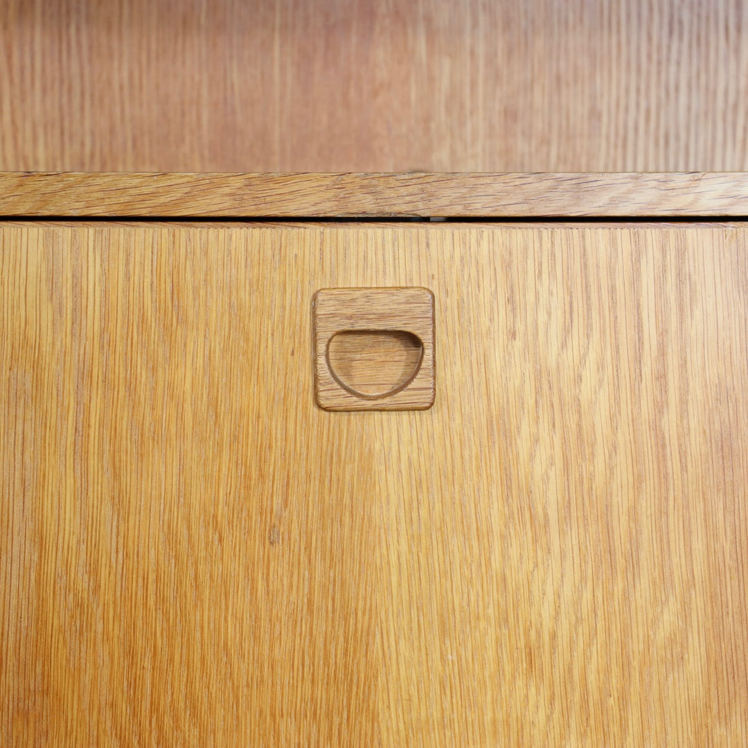 【comingsoon!】　Cabinet with bookcase　ItemCode-SKOV12