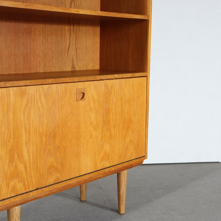 【comingsoon!】　Cabinet with bookcase　ItemCode-SKOV12