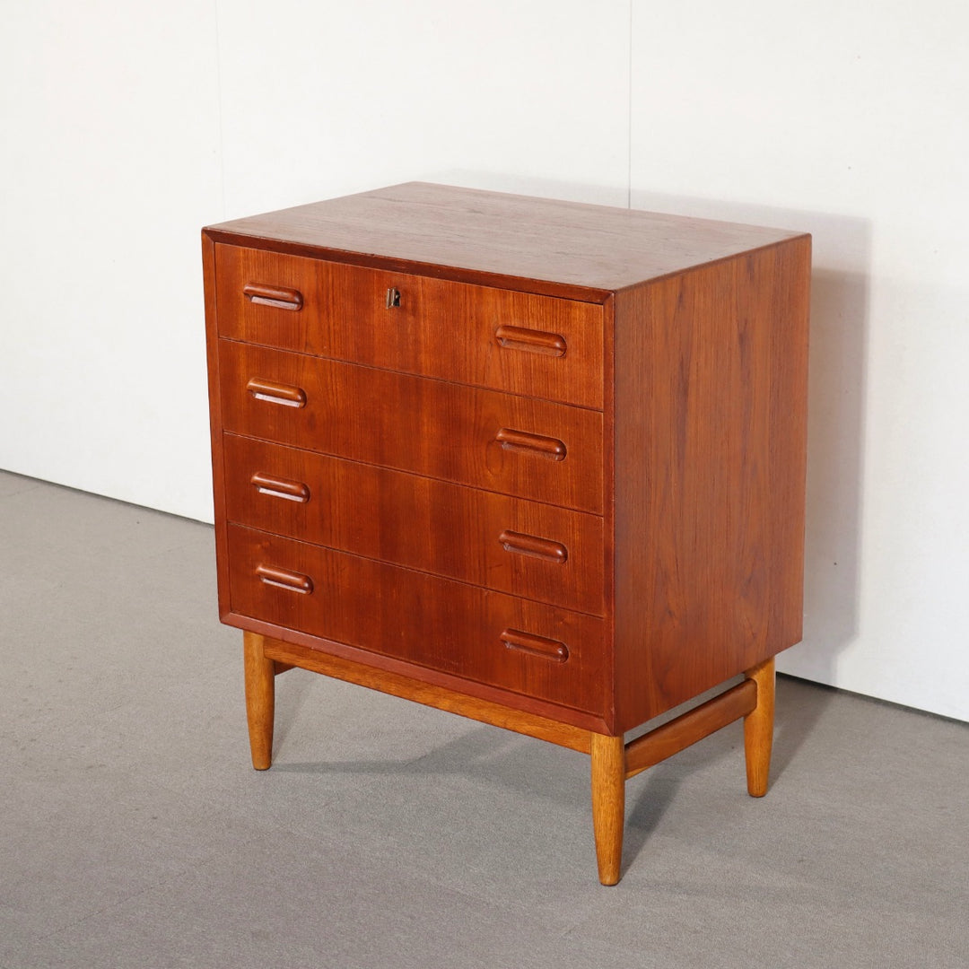 【comingsoon!】 Denmark Chest of 4 drawers | ItemCode-VIND46 | 送料込