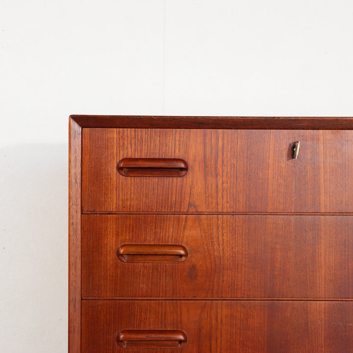 【comingsoon!】 Denmark Chest of 4 drawers | ItemCode-VIND46 | 送料込