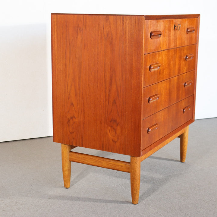 【comingsoon!】 Denmark Chest of 4 drawers | ItemCode-VIND46 | 送料込