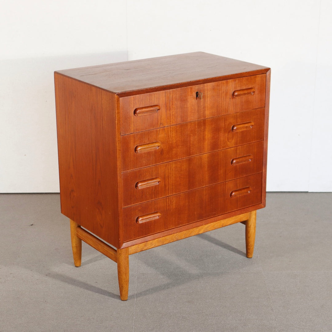 【comingsoon!】 Denmark Chest of 4 drawers | ItemCode-VIND46 | 送料込