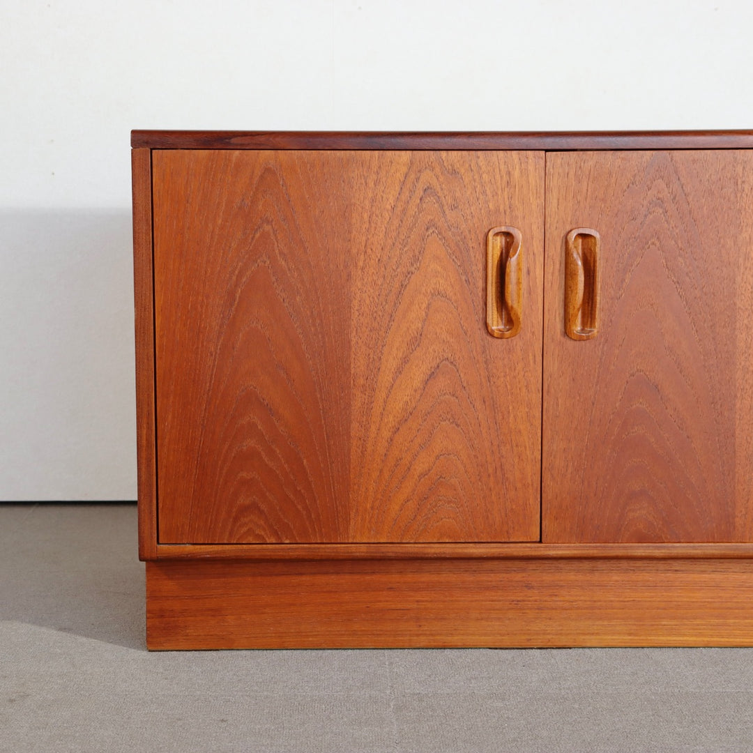 【comingsoon!】　G PLAN 2 DOOR CUPBOARD　ItemCode-WOLD50c