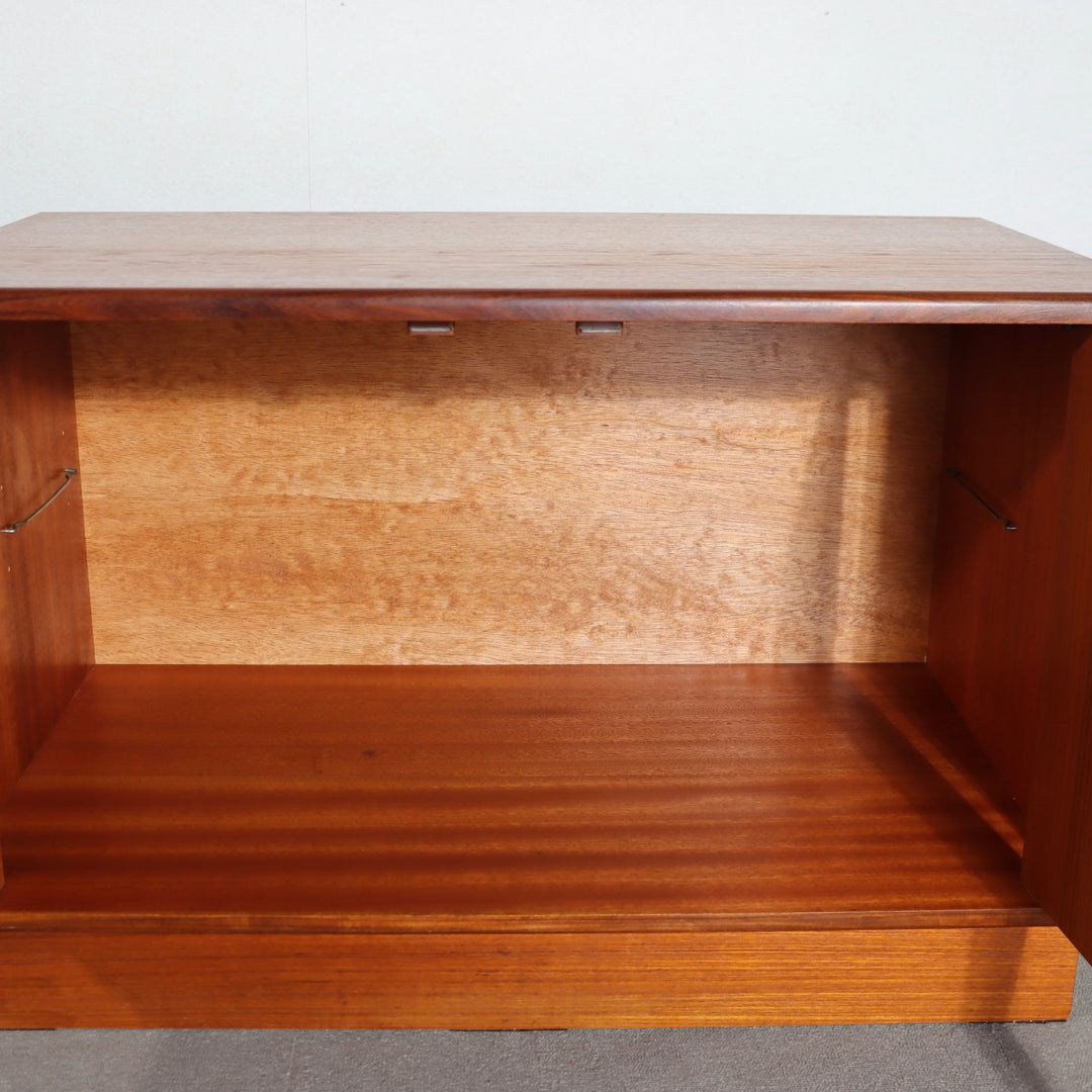 【comingsoon!】　G PLAN 2 DOOR CUPBOARD　ItemCode-WOLD50c